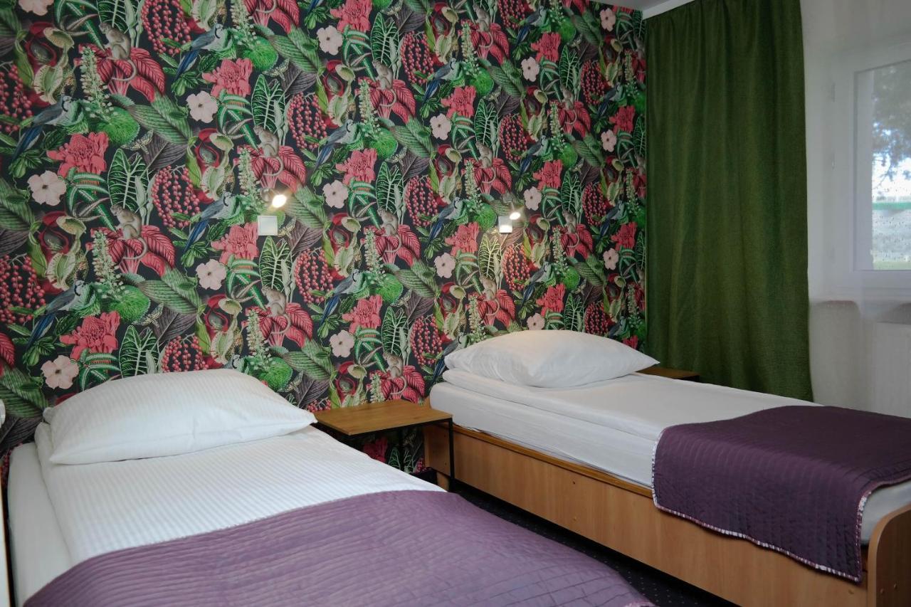 Hotel George Nadarzyn Εξωτερικό φωτογραφία