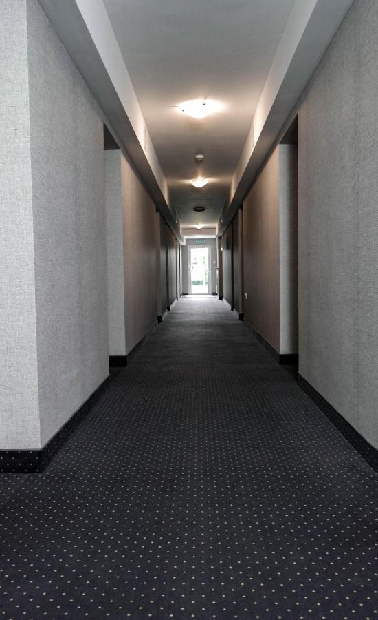 Hotel George Nadarzyn Εξωτερικό φωτογραφία