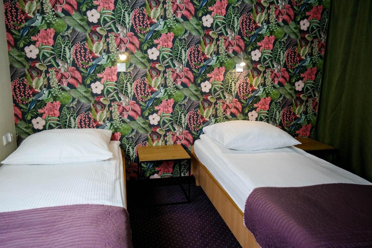 Hotel George Nadarzyn Εξωτερικό φωτογραφία