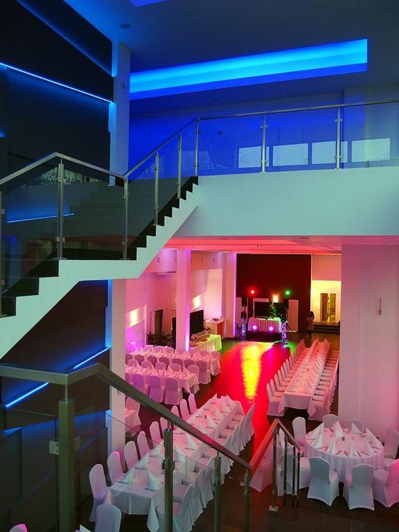 Hotel George Nadarzyn Εξωτερικό φωτογραφία